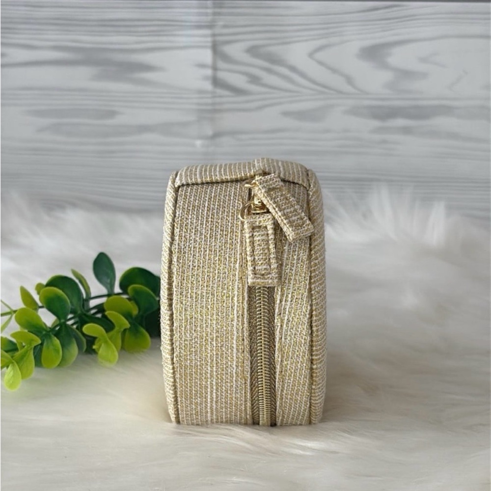 Dior Holiday Round Jewelry/ Storage Case - Picture 10 of 12